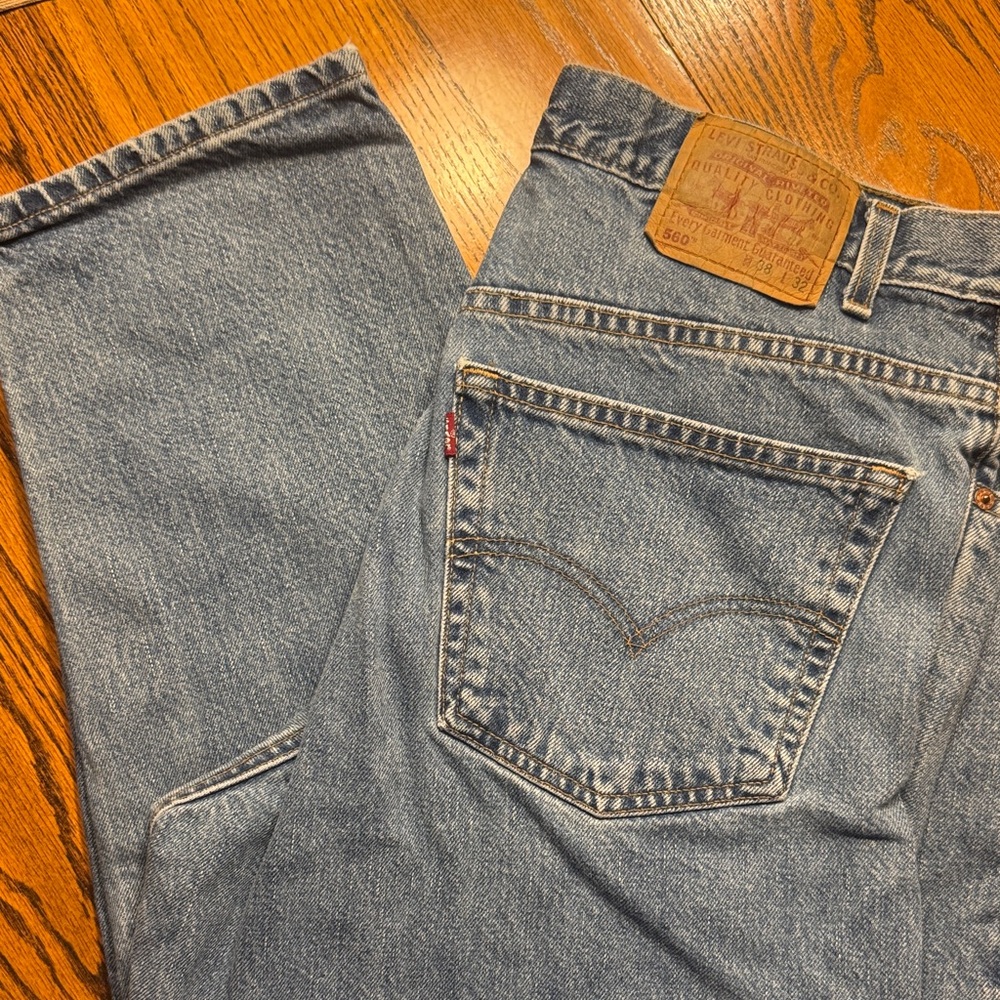 Levi's Men's 560 Classic Straight Jeans in Light Blue
